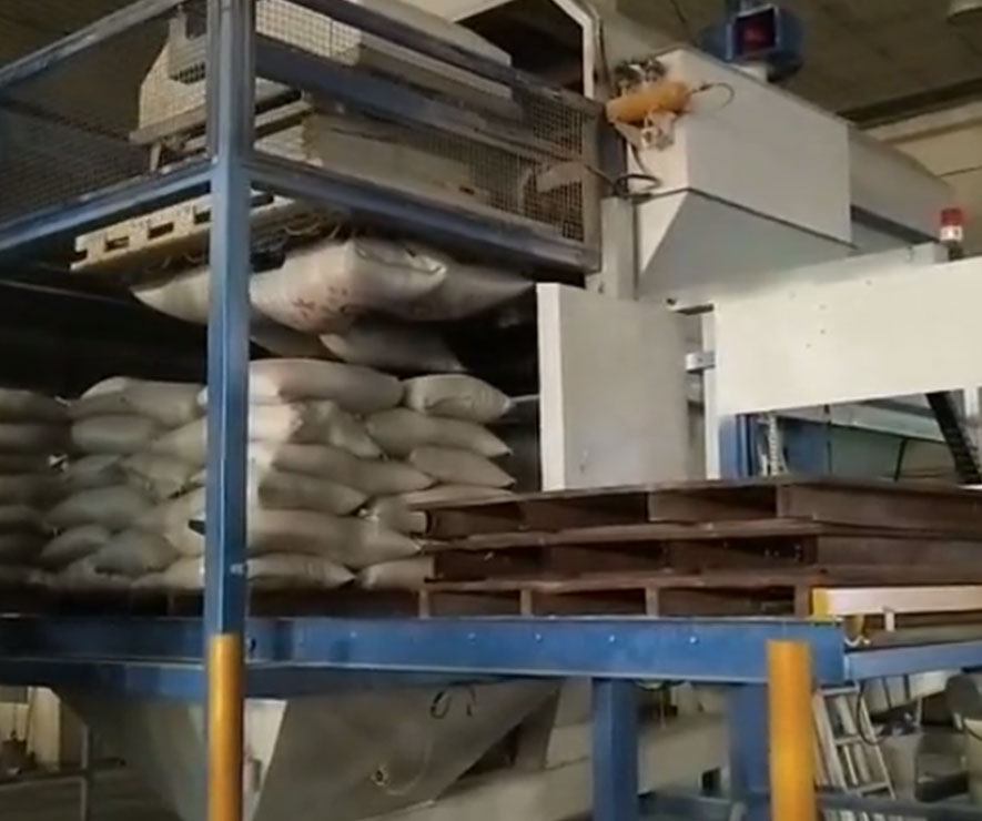 科磊自動(dòng)拆垛機(jī)